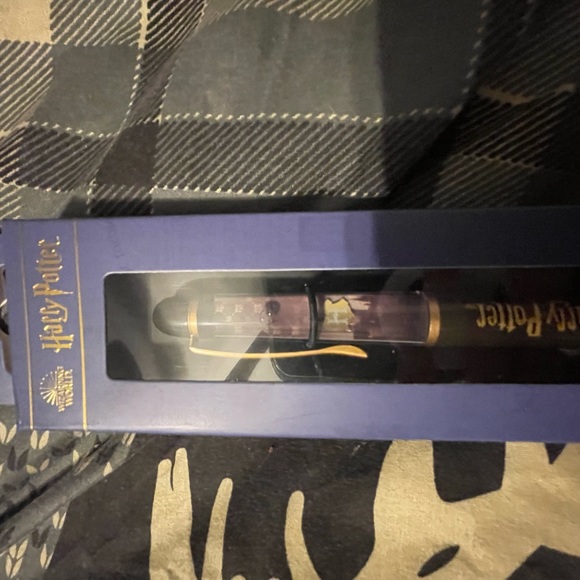 Brand new in excellent condition. Harry Potter pen. - Picture 2 of 2